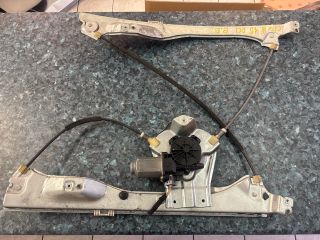 bontott RENAULT CLIO III Bal első Ablakemelő Szerkezet (Elektromos)