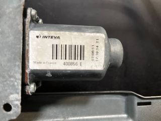 bontott RENAULT CLIO III Bal első Ablakemelő Szerkezet (Elektromos)