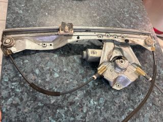 bontott RENAULT CLIO III Bal első Ablakemelő Szerkezet (Elektromos)