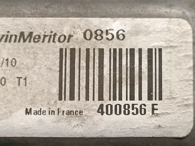 bontott RENAULT CLIO III Bal első Ablakemelő Szerkezet (Elektromos)