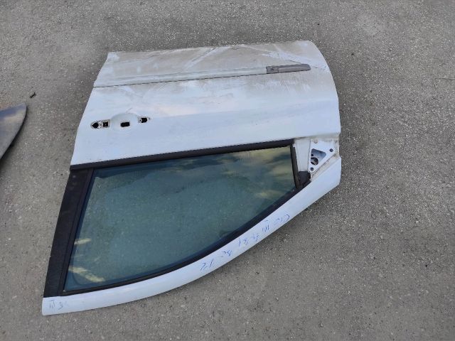 bontott RENAULT CLIO III Bal első Ajtó (Üres lemez)