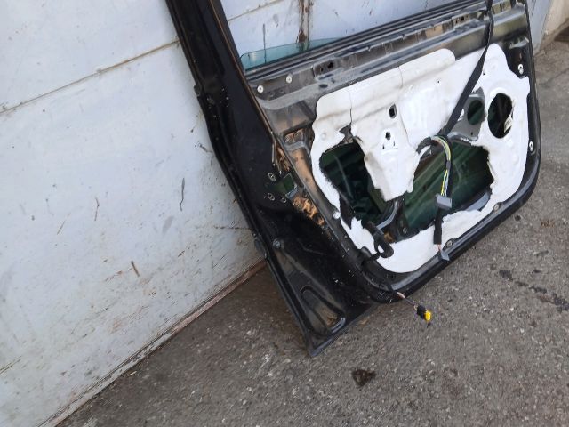 bontott RENAULT CLIO III Bal első Ajtó (Üres lemez)