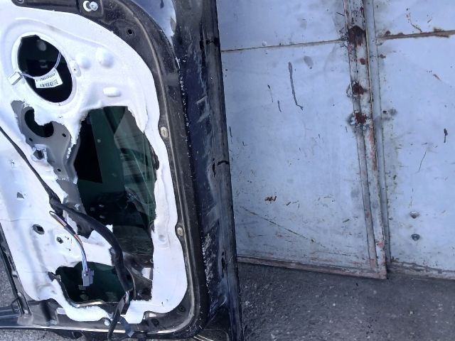 bontott RENAULT CLIO III Bal első Ajtó (Üres lemez)