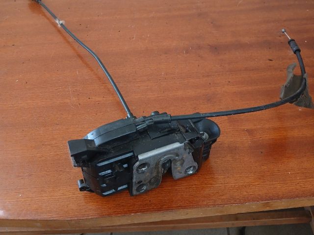 bontott RENAULT CLIO III Bal első Ajtózár