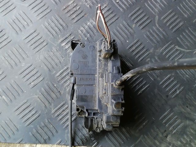 bontott RENAULT CLIO III Bal első Ajtózár