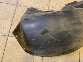 bontott RENAULT CLIO III Bal első Első Dobbetét (Kerékjárati, Műanyag)