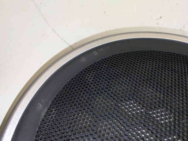 bontott RENAULT CLIO III Bal első Hangszóró Burkolat