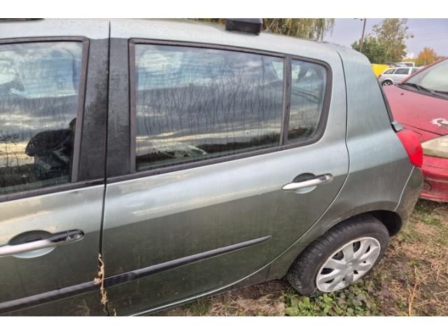 bontott RENAULT CLIO III Bal első Hossznyúlvány