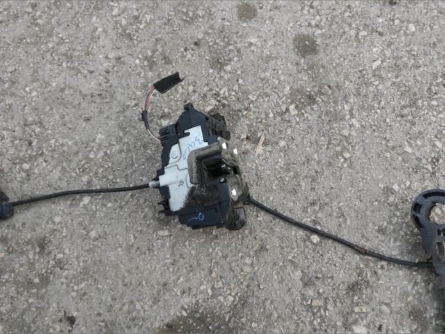 bontott RENAULT CLIO III Bal első Központizár Motor