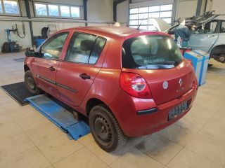 bontott RENAULT CLIO III Bal első Külső Kilincs