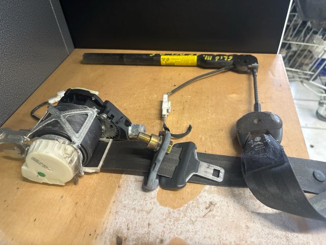 bontott RENAULT CLIO III Bal első Övfeszítő