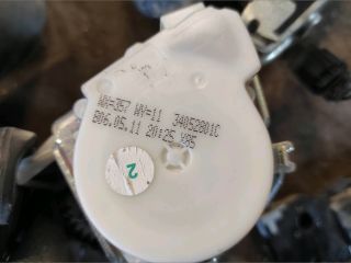 bontott RENAULT CLIO III Bal első Övfeszítő