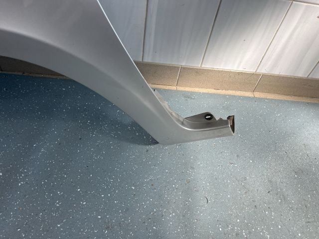 bontott RENAULT CLIO III Bal első Sárvédő