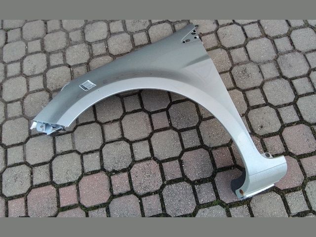 bontott RENAULT CLIO III Bal első Sárvédő