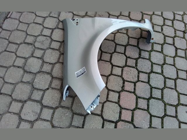 bontott RENAULT CLIO III Bal első Sárvédő