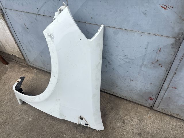 bontott RENAULT CLIO III Bal első Sárvédő