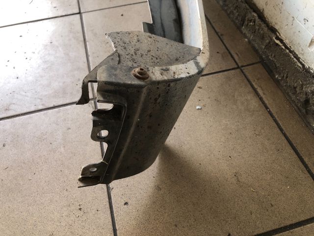 bontott RENAULT CLIO III Bal első Sárvédő