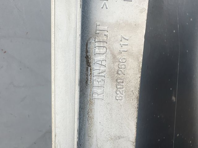 bontott RENAULT CLIO III Bal első Sárvédő