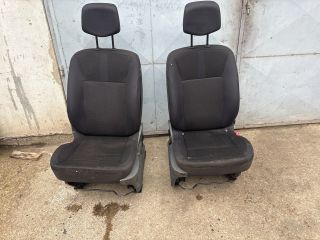 bontott RENAULT CLIO III Bal első Ülés