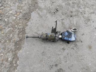 bontott RENAULT CLIO III Bal első Zárbetét