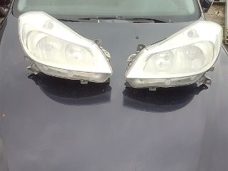 bontott RENAULT CLIO III Bal Fényszóró