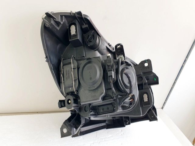 bontott RENAULT CLIO III Bal Fényszóró