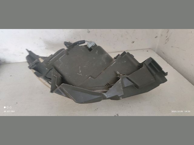 bontott RENAULT CLIO III Bal Fényszóró