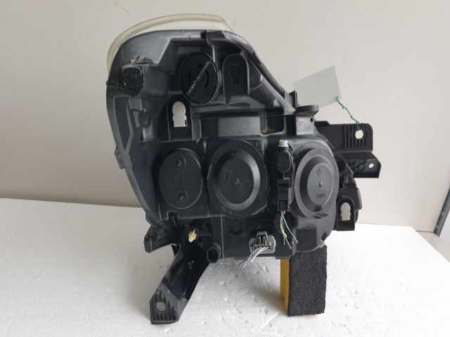 bontott RENAULT CLIO III Bal Fényszóró