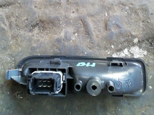 bontott RENAULT CLIO III Bal hátsó Ablakemelő Kapcsoló