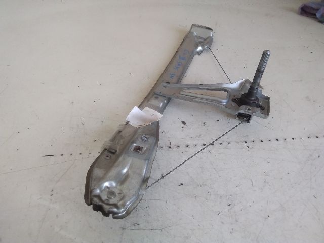 bontott RENAULT CLIO III Bal hátsó Ablakemelő Szerkezet (Mechanikus)