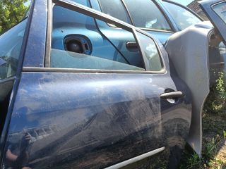 bontott RENAULT CLIO III Bal hátsó Ajtó (Részeivel)