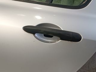 bontott RENAULT CLIO III Bal hátsó Ajtó (Részeivel)