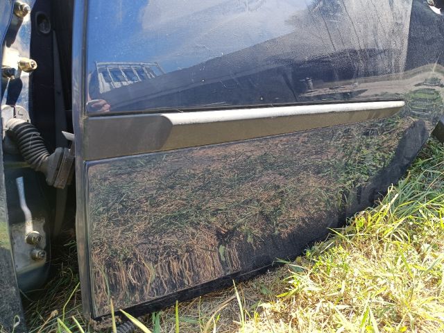 bontott RENAULT CLIO III Bal hátsó Ajtó (Részeivel)