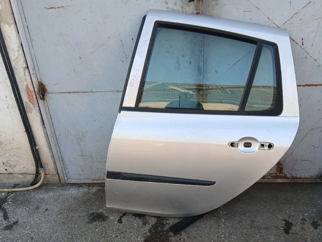 bontott RENAULT CLIO III Bal hátsó Ajtó (Üres lemez)