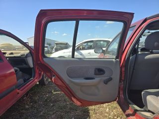 bontott RENAULT CLIO III Bal hátsó Ajtó (Üres lemez)