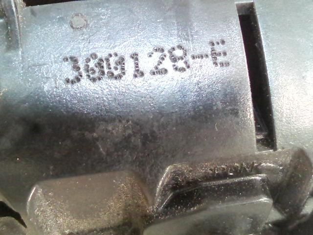 bontott RENAULT CLIO III Bal hátsó Ajtózár