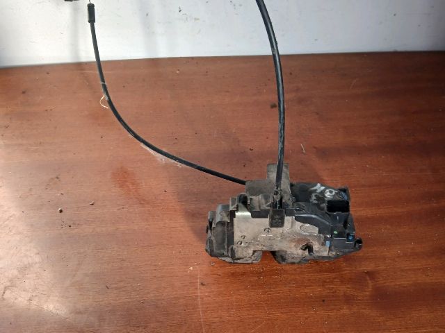 bontott RENAULT CLIO III Bal hátsó Ajtózár