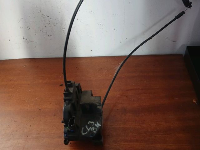 bontott RENAULT CLIO III Bal hátsó Ajtózár