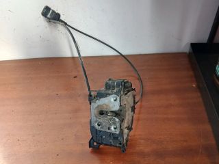 bontott RENAULT CLIO III Bal hátsó Ajtózár