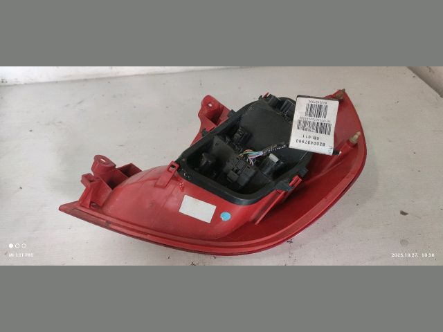 bontott RENAULT CLIO III Bal Hátsó Lámpa