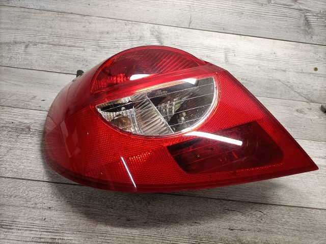 bontott RENAULT CLIO III Bal Hátsó Lámpa