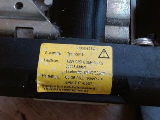 bontott RENAULT CLIO III Bal Övfeszítő Biztonsági Öv