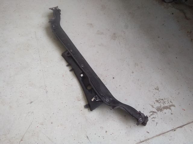 bontott RENAULT CLIO III Bal Szélvédő Alatti Vízelvezető Műanyag