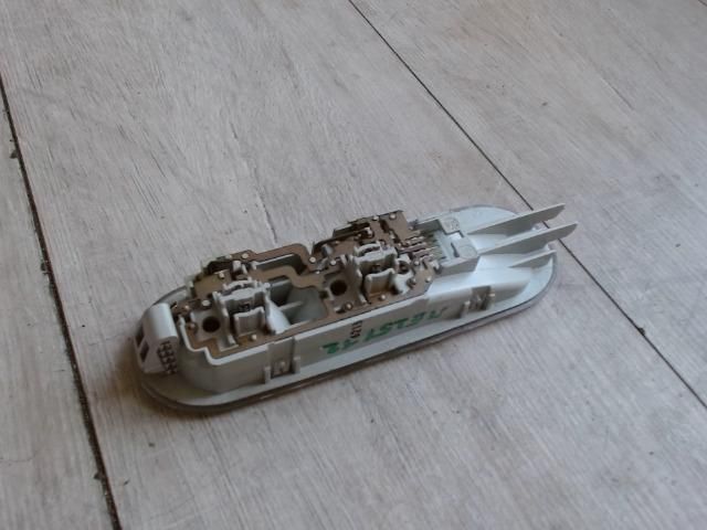 bontott RENAULT CLIO III Beltér Világítás Első