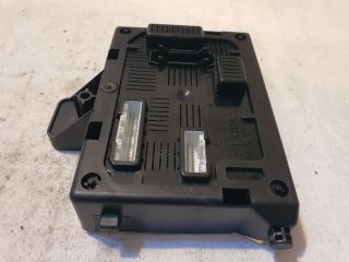 bontott RENAULT CLIO III Biztosítéktábla Utastér