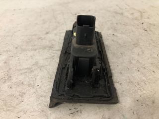 bontott RENAULT CLIO III Csomagtér Nyitó Kar / Gomb