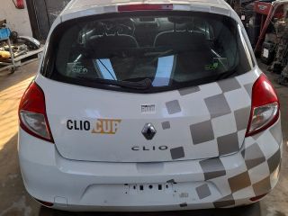 bontott RENAULT CLIO III Csomagtérajtó Gumikéder