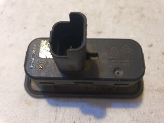 bontott RENAULT CLIO III Csomagtérajtó Kilincs