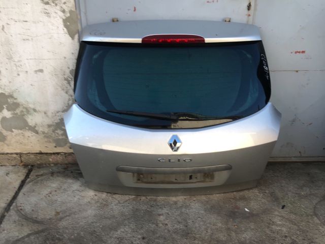 bontott RENAULT CLIO III Csomagtérajtó (Részeivel)