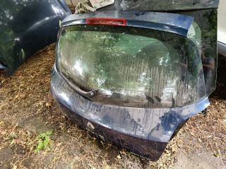 bontott RENAULT CLIO III Csomagtérajtó (Részeivel)